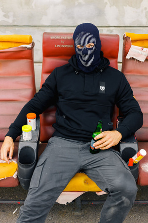 Czapka z kominiarką PGWEAR TROUBLEMAKER SKULL granatowa