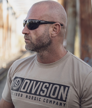 T-shirt DOBERMANS DIVISION PATCH TS392 beżowy