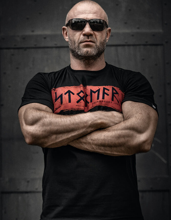 T-shirt DOBERMANS STORMER TS387 czarny
