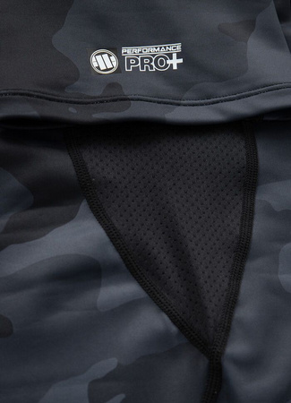 Rashguard PIT BULL ALL BLACK CAMO SMALL LOGO krótki rękaw