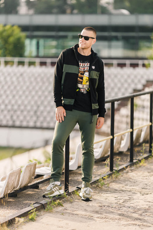 T-shirt PGWEAR STILE DI VITA czarny